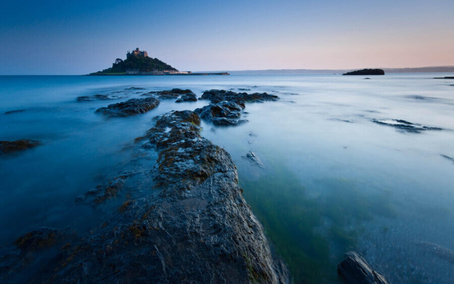 St Michael's Mount bij Marazion in het zuiden van Cornwall. Deze foto is gemaakt tijdens zonsondergang.