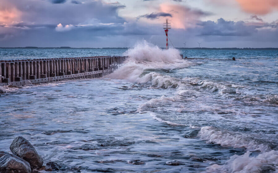 Vlissingen Op een heerlijke najaarsochtend aan de kust van Vlissingen in Zeeland.